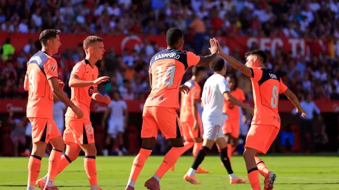 Pedri y Rashford no irán desde el arranque en Barcelona.