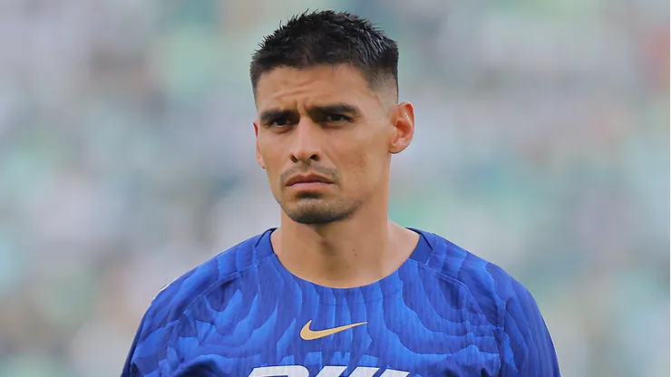 Guillermo Martínez no jugará ante Rayados de Monterrey por decisión táctica.
