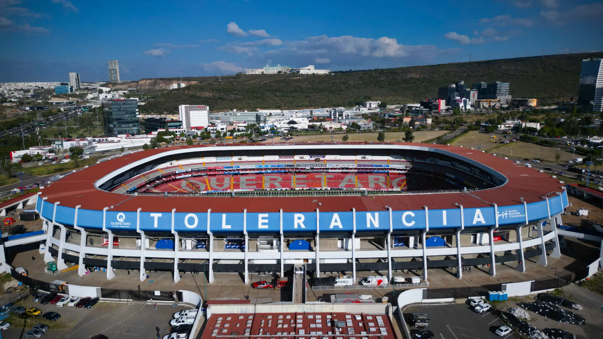 El estadio de Querétaro no presentaba garantías para recibir el duelo ante Juárez. (GETTY IMAGES)