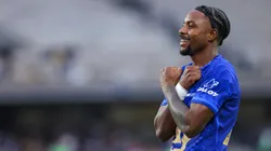 Angulo anotó dos goles ante Rayados.