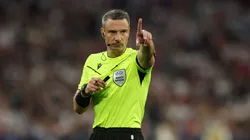 Slavko Vinčić, árbitro del partido.