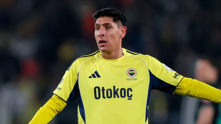 Edson Álvarez no jugará este jueves en Fenerbahce