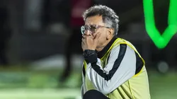 CIUDAD JUAREZ, MEXICO - NOVEMBER 6: Juan Carlos Osorio head coach of Tijuana gestures during the 16th round match between FC Juarez and Tijuana as part of the Torneo Apertura 2024 Liga MX at Olimpico Benito Juarez on November 6, 2024 in Ciudad Juarez, Mexico. (Photo by Francisco Vega/Getty Images)