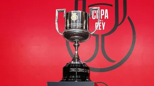 El trofeo del campeón de la Copa del Rey.