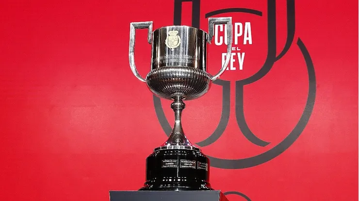 El trofeo del campeón de la Copa del Rey.