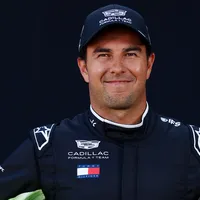 ¿A qué hora debuta Checo Pérez con Cadillac HOY jueves 5 de marzo?