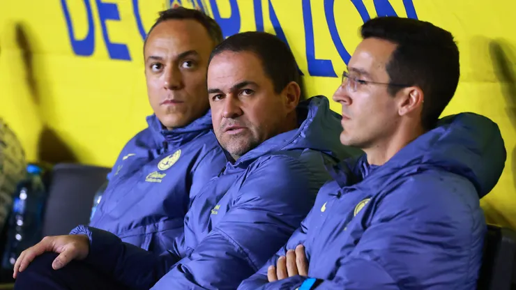 Jardine, en problemas con sus dirigidos.