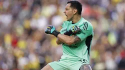 André Jardine confirma dos titularidades más de Cota sobre Malagón