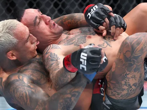 Charles Oliveira se convirtió en campeón BMF en UFC 326 al vencer a Max Holloway