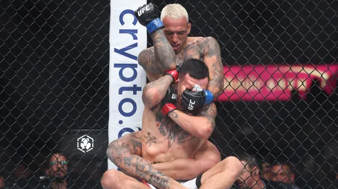 Charles Oliveira mantiene su figura intacta en el peso ligero.