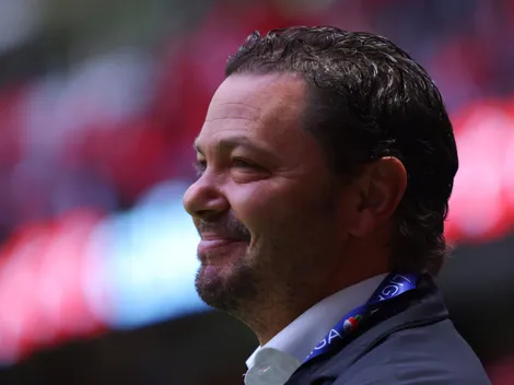 Santiago Baños confirma hasta cuándo seguirá en América