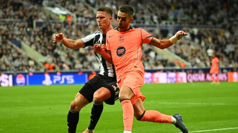 Newcastle y Barcelona se enfrentan por la Champions League