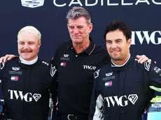 Checo Pérez tuvo su primer punto a favor ganándole a Valtteri Bottas