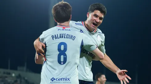 Cruz Azul estira la diferencia ante Pumas.