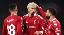 Mohamed Salah y Hugo Ekitike serán baja para Liverpool vs. Tottenham.