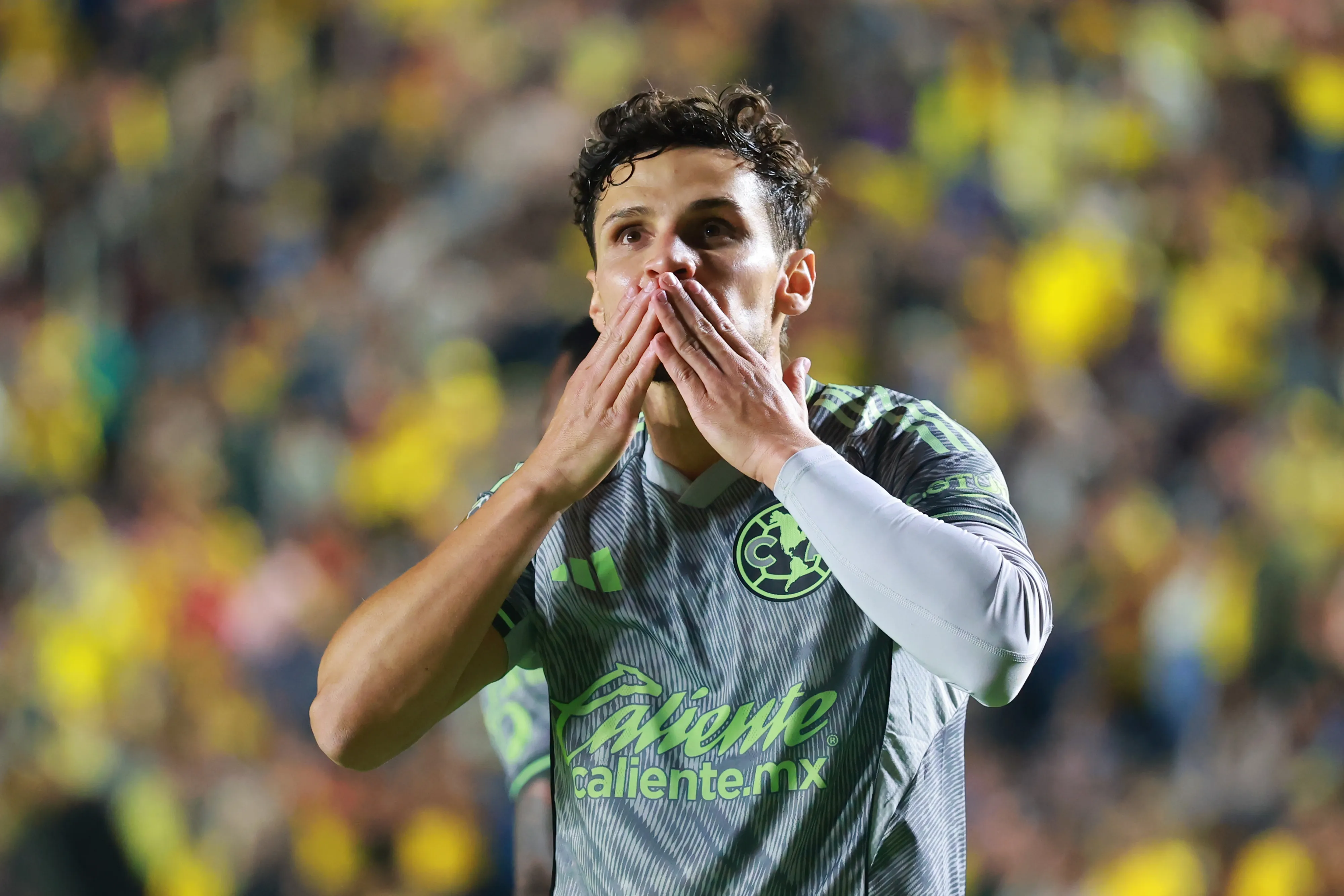 Raphael Veiga convirtió frente a Mazatlán este domingo (Getty Images)