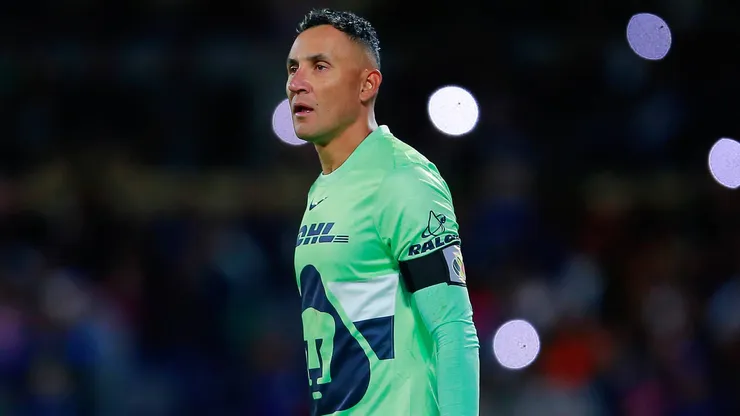 Keylor Navas busca renovar en Pumas