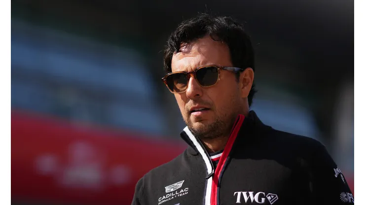Checo Pérez volvió a terminar la carrera, esta vez en China