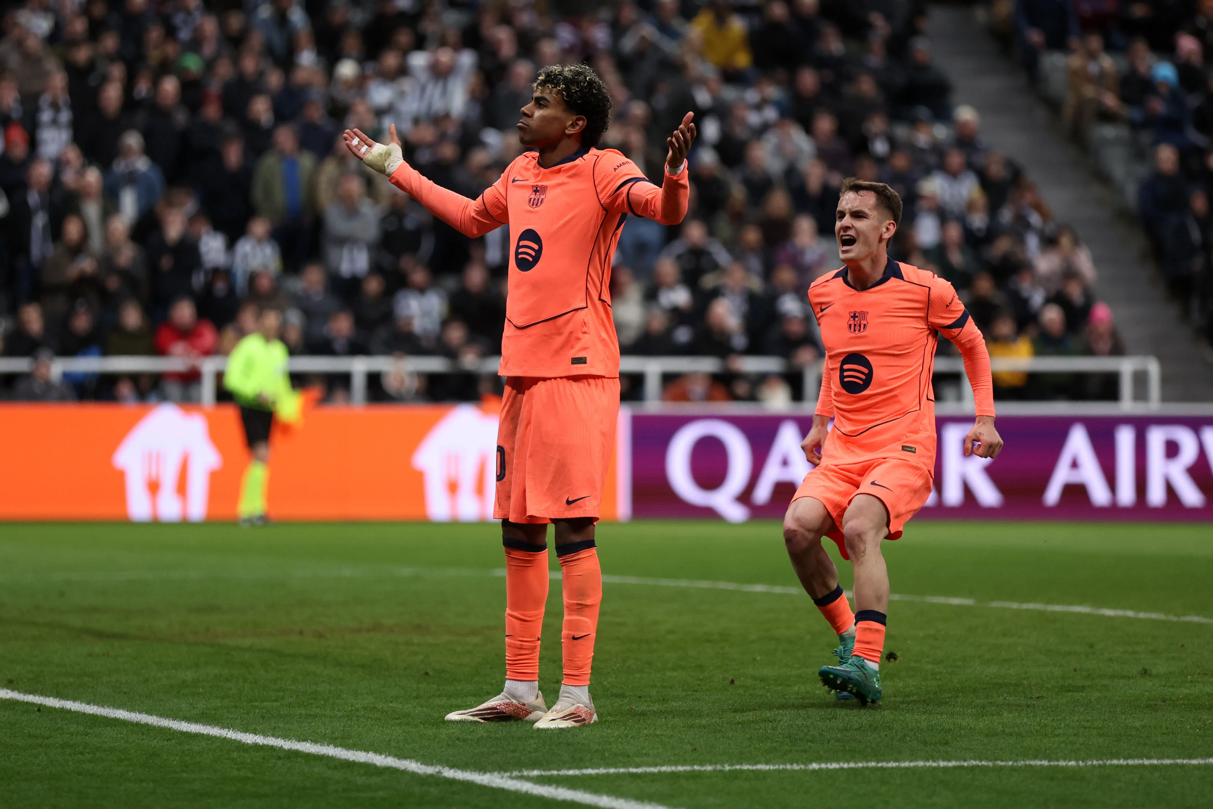 El festejo de Lamine Yamal tras el 1-1 de la ida [Foto: Getty]