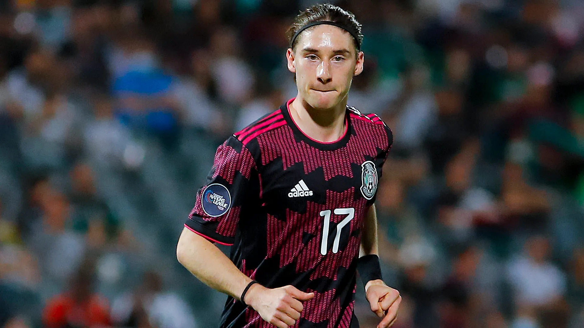 Marcelo Flores con la playera de la Selección Mexicana (GETTY IMAGES)