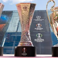 ¿Cuáles son los futbolistas mexicanos que siguen en torneos de UEFA?