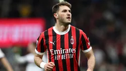 Santiago Giménez vuelve a ser convocado con Milan tras superar su lesión y posterior operación