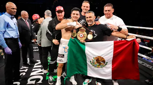 Armando Reséndiz enfrentará a Jaime Munguía en mayo.