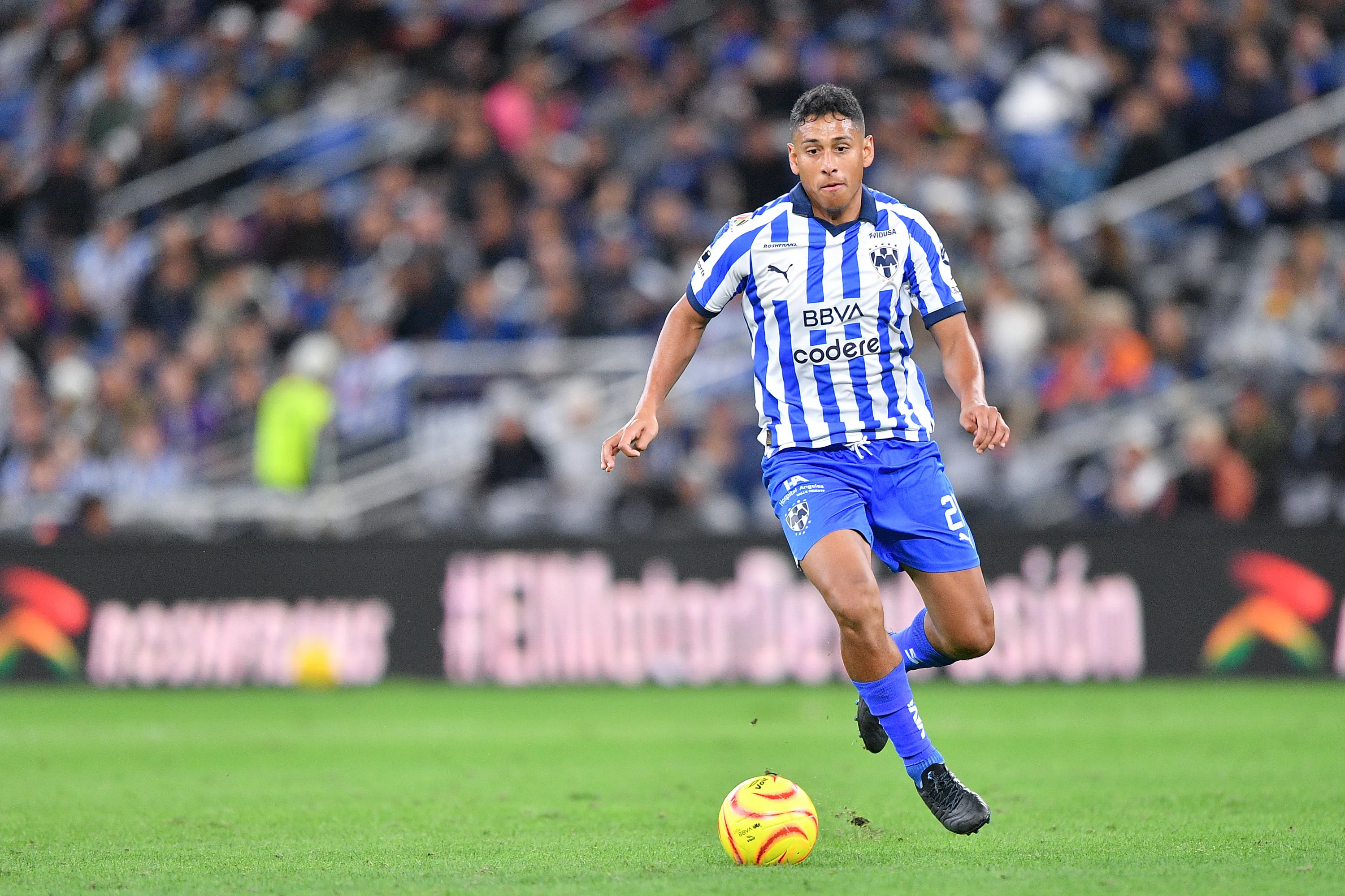 Luis Romo en sus tiempos como Rayado [Foto: Getty]
