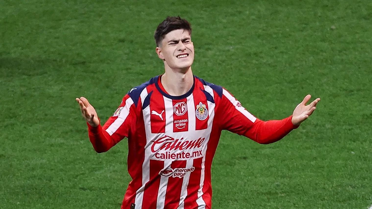 Paliza de Chivas de la mano de Armando González [Foto: Getty]