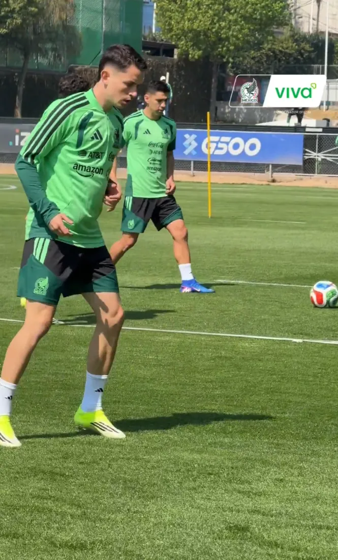 Álvaro Fidalgo ya se entrena con el Tri (@miseleccionmx)