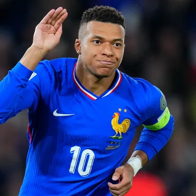 Pronósticos Brasil vs Francia: Duelo de gigantes antes del Mundial