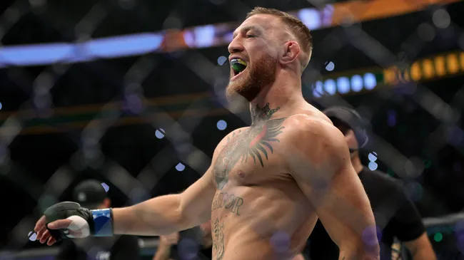Conor McGregor busca concretar un nuevo regreso a UFC.