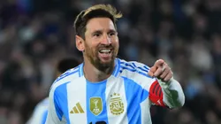 Es viernes y juega Lionel Messi.