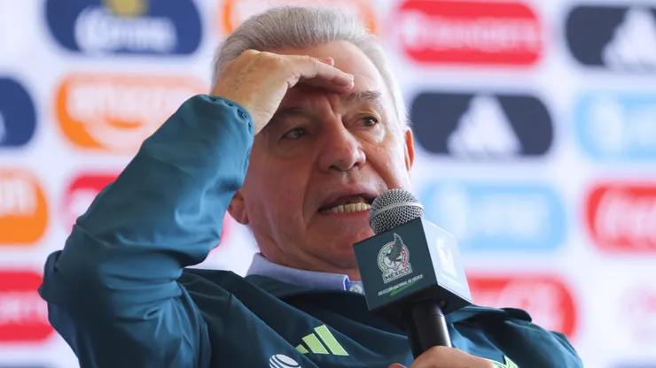 Aguirre ultima detalles de la nómina final.