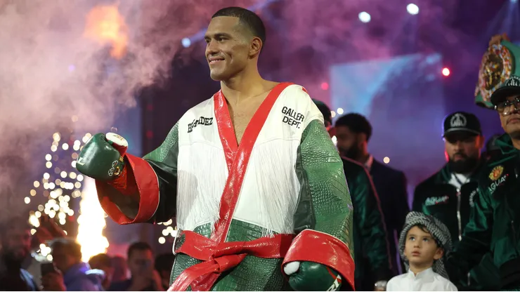 David Benavidez se expresó con contundencia sobre la carrera de Canelo Álvarez.
