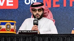 Turki Al-Alshikh busca concretar el regreso de Canelo Álvarez.