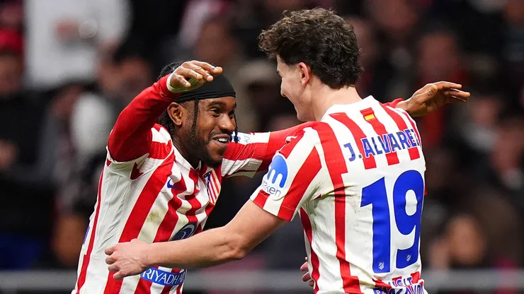 Julián Álvarez y Ademola Lookman, dos figuras de Atlético de Madrid
