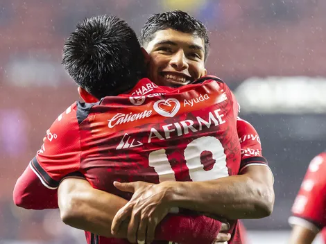 ¿Kevin Castañeda molesto por foco a Gilberto Mora?