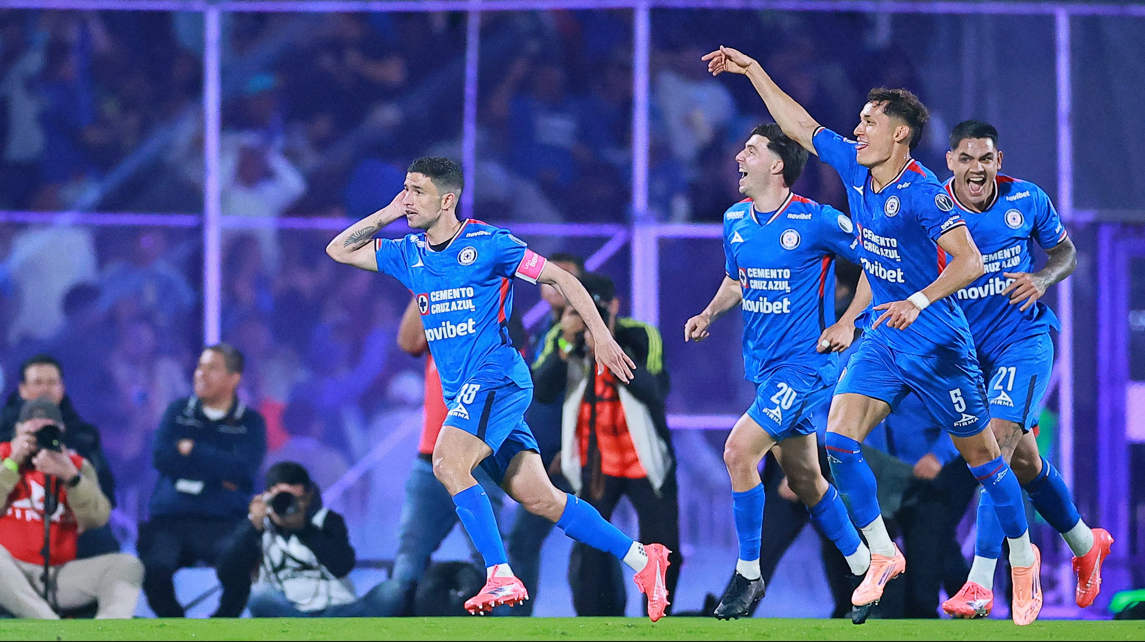 Cruz Azul se quedó con el último Clásico Joven [Foto: Getty]