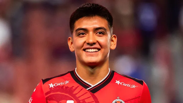 Gilberto Mora volvió a jugar con Xolos