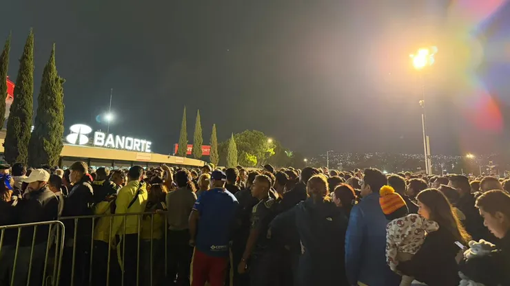 Incidentes en los ingresos en el Estadio Banorte para el Clásico Joven entre América y Cruz Azul