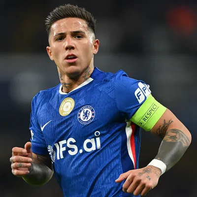 ¿Por qué no juega Enzo Fernández en Manchester City vs. Chelsea?