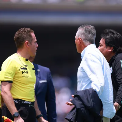 Sergio Bueno acusado de misógino