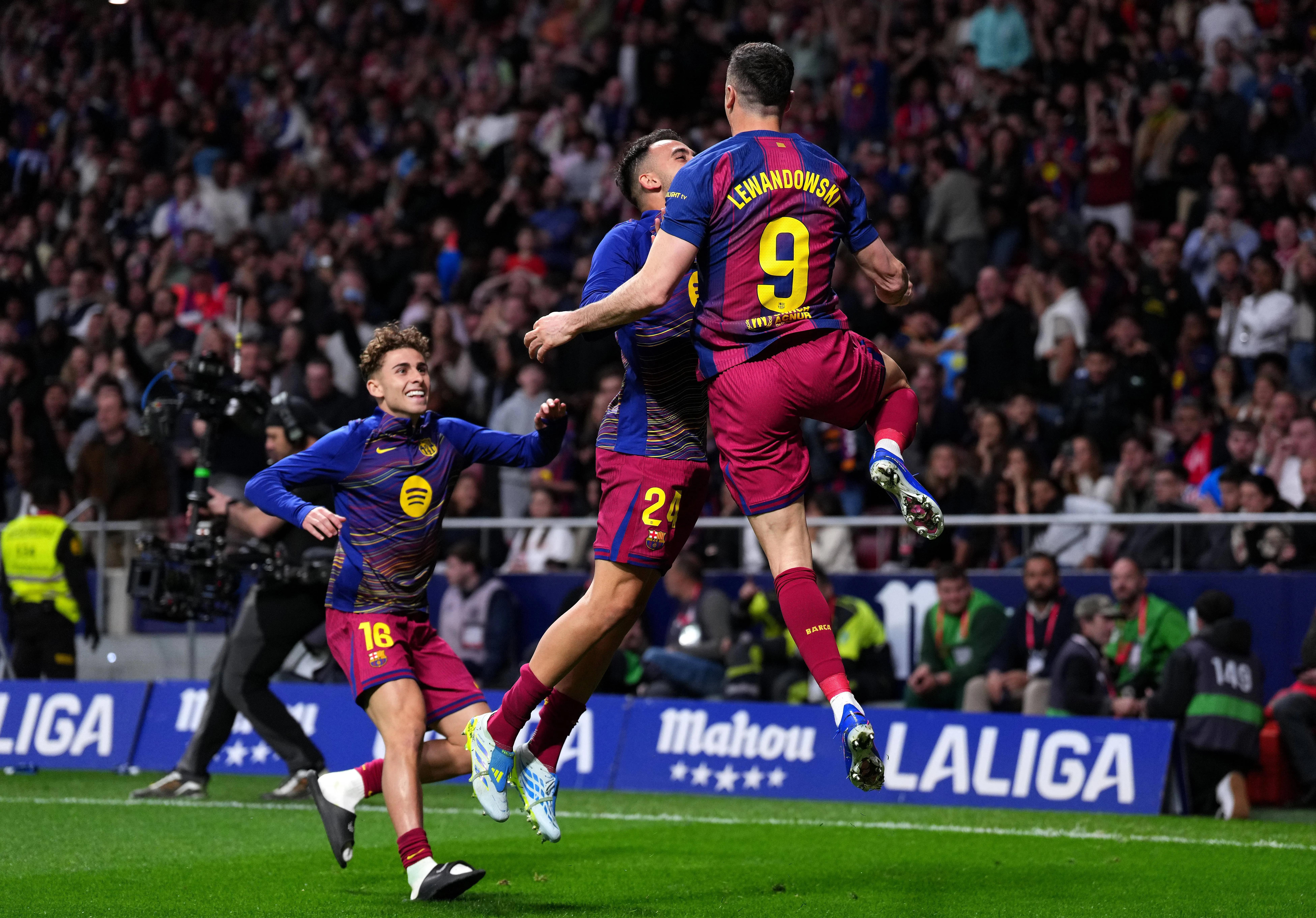 Barcelona le ganó por 2-1 a Atlético de Madrid en el último partido en el Metropolitano (Getty Images)