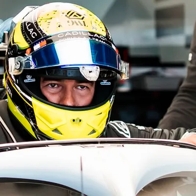 Prensa británica adelanta que Checo Pérez correrá en 2027