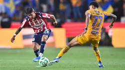 Oziel Herrera y Santiago Sandoval en la victoria de Tigres UANL sobre Chivas de Guadalajara en la fecha 14 del Torneo Clausura 2026.