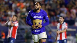 Juninho le dio la victoria a Pumas.