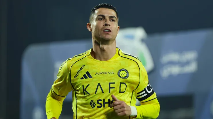 Cristiano Ronaldo juega contra Al-Wasl