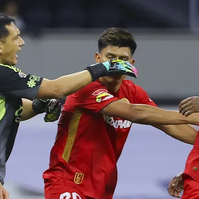 Las sanciones que pueden recibir Henry Martin, Helinho y Antonio Mohamed tras el escándalo