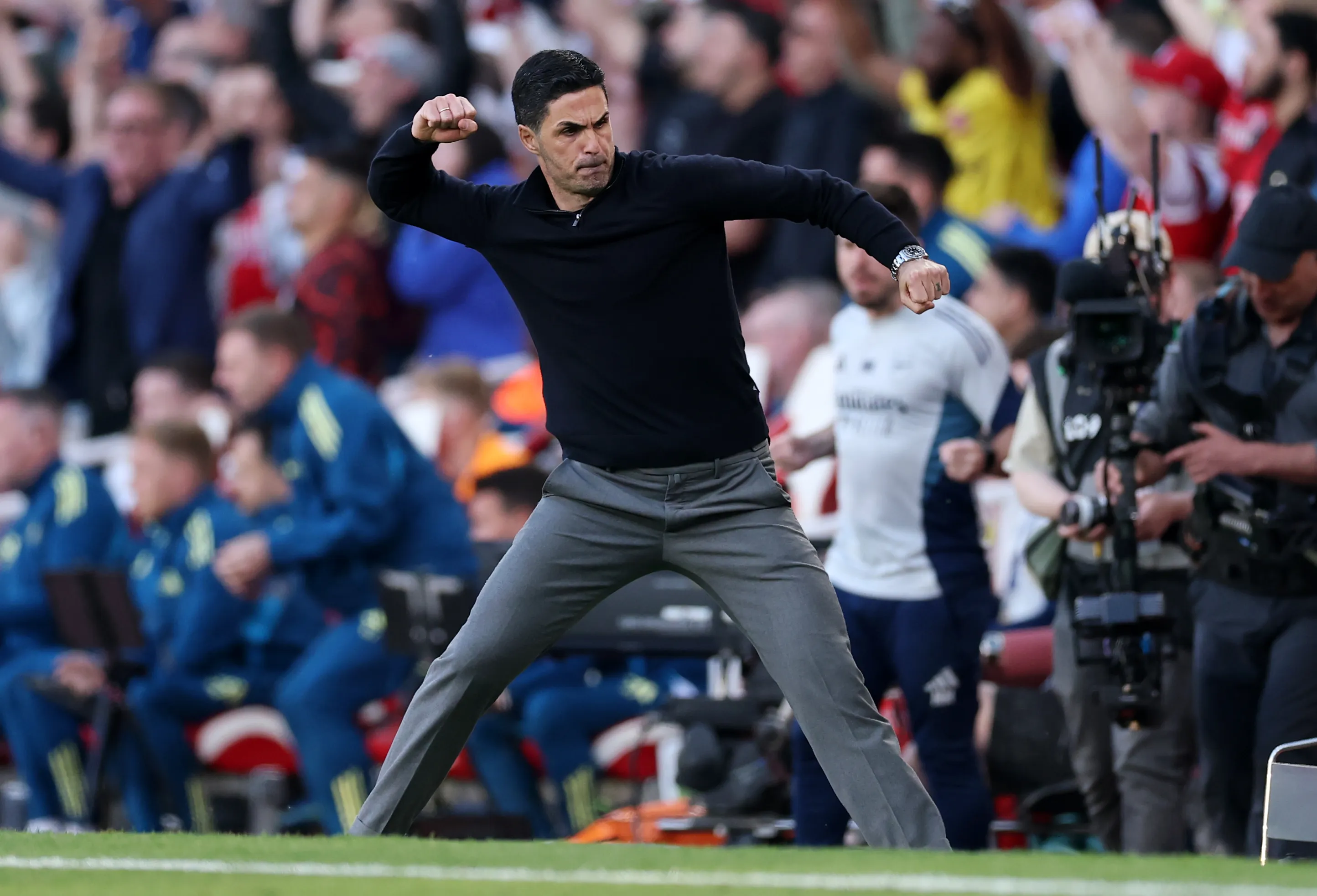 Mikel Arteta celebra el ajustado triunfo de Arsenal ante Newcastle United (Getty Images)